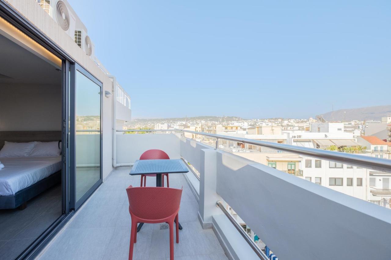 Sky-High 70Sqm Penthouse W. Stunning Views - 05 Apartment Chania  Bagian luar foto